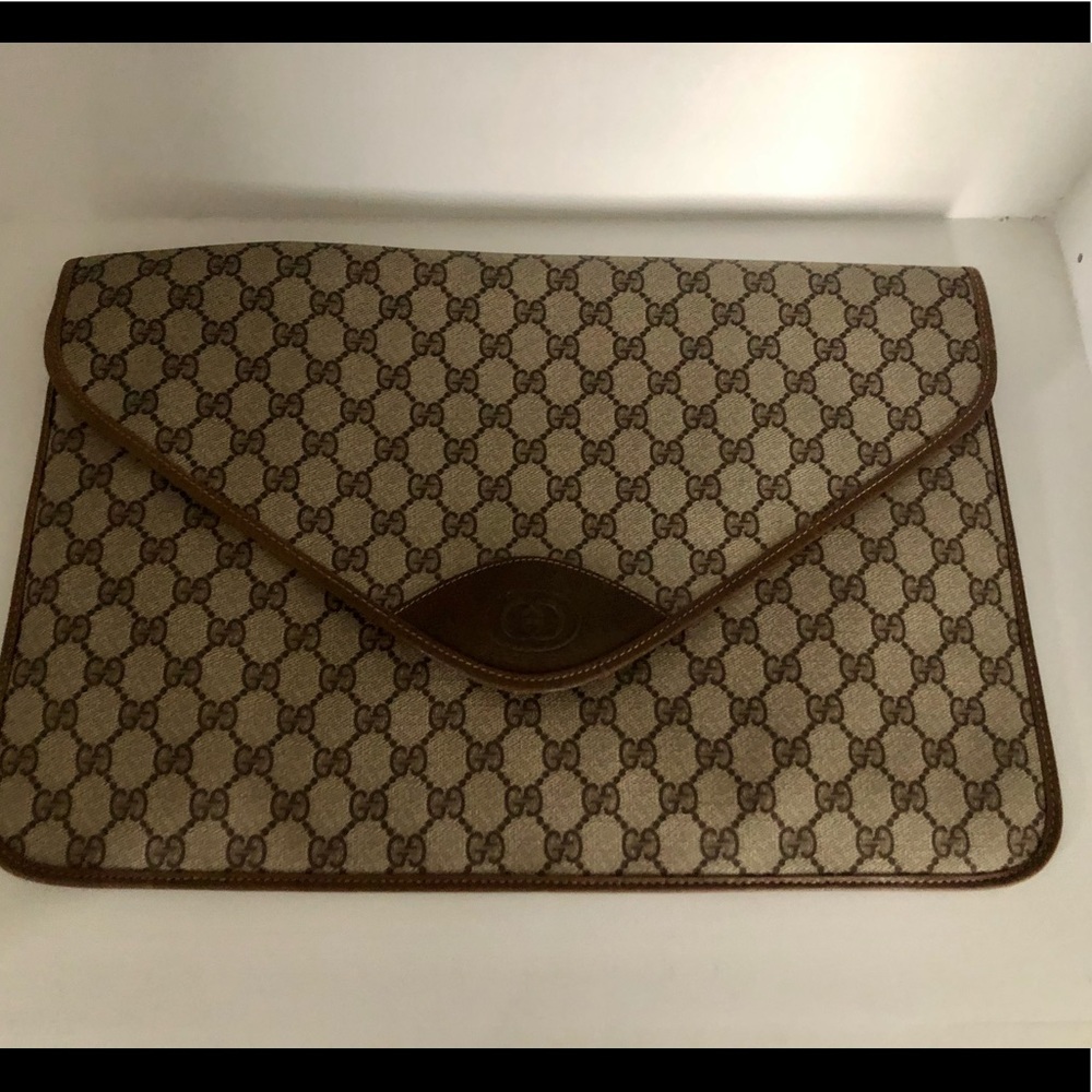 Vintage Gucci clutch envelope pouch GG supreme logo